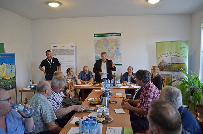 Przewodniczący Świebodzińskiej RP LIR Alfred Kałużny odwiera posiedzenie
